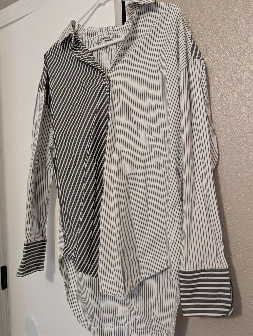Women's Steve Madden Long Sleeve Button Down Shirt SM